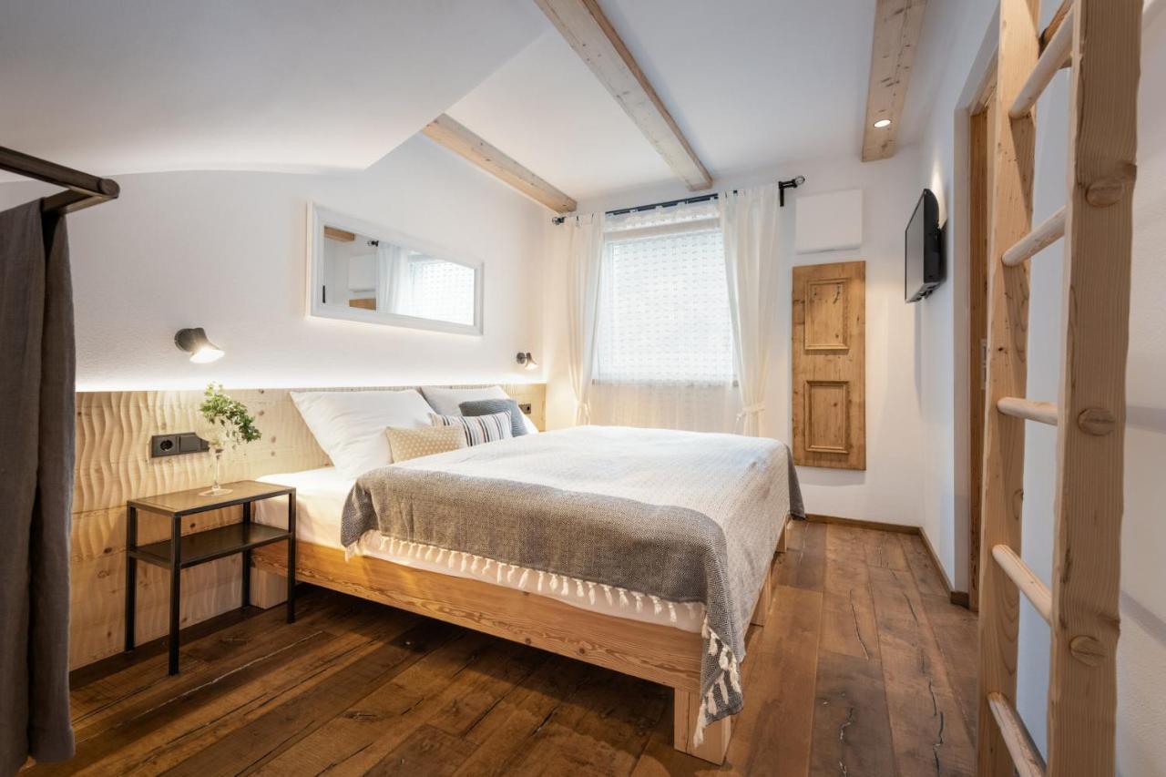 אורטיסיי Central Home Apartment מראה חיצוני תמונה